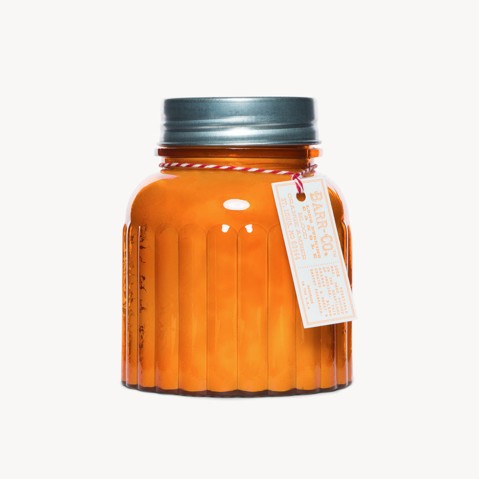 A blend of essential orange and amber oils creates a deliciously sweet and earthy fragrance.